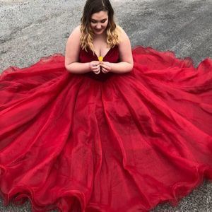 Meet your Posher, Cierra